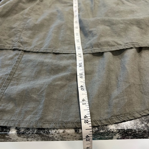 ASOS Short Sleeve V Neck Khaki Green Midi Dress - Picture 8 of 11